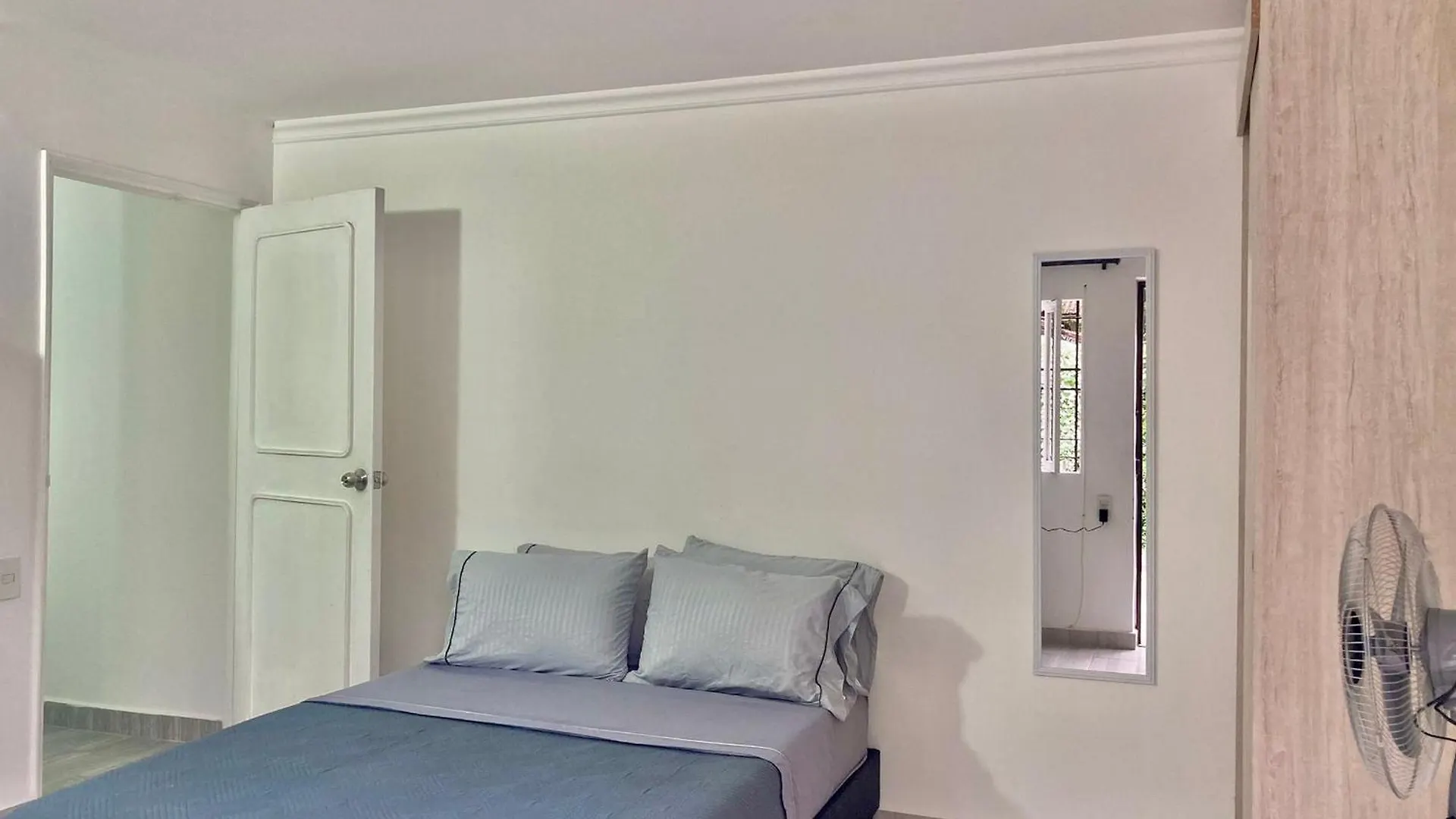 דירות מדיין Maravilloso Loft En Poblado 0*,